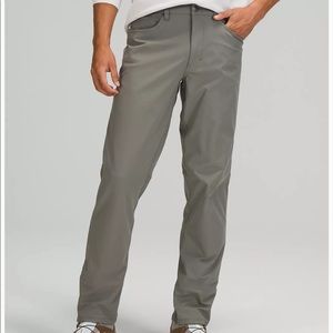 BRAND NEW - Lululemon Men’s Grey Sage ABC Classic-Fit Pant 32” size 30